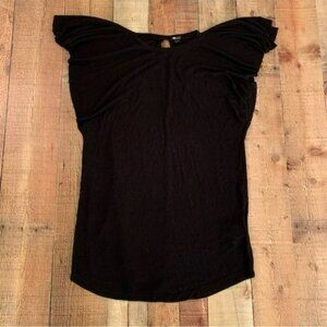Billabong black short sleeve women’s top Large with keyhole back button closure